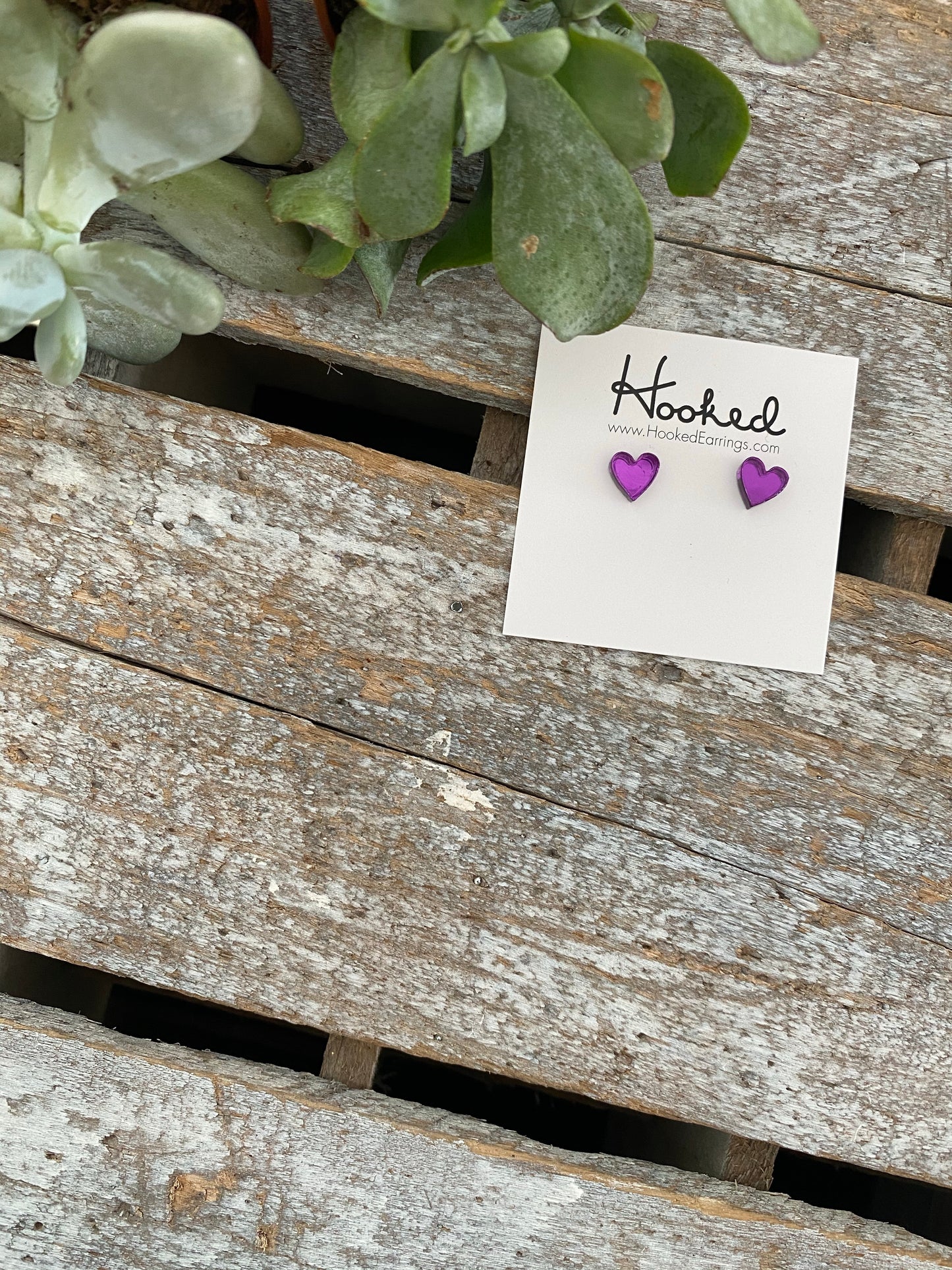 Tiny Heart Studs - 8mm