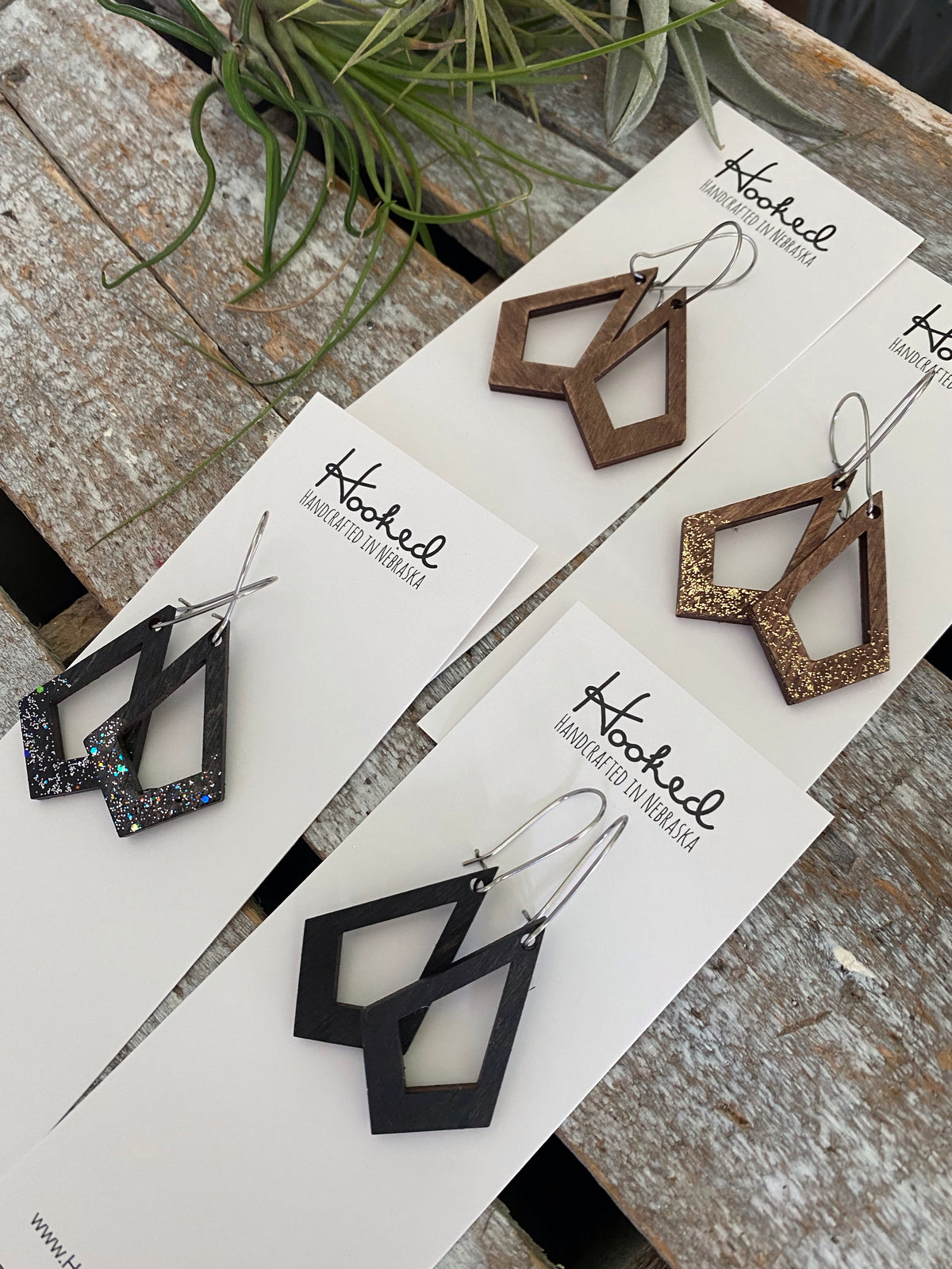 Wooden Cutout Earrings - Small Diamond