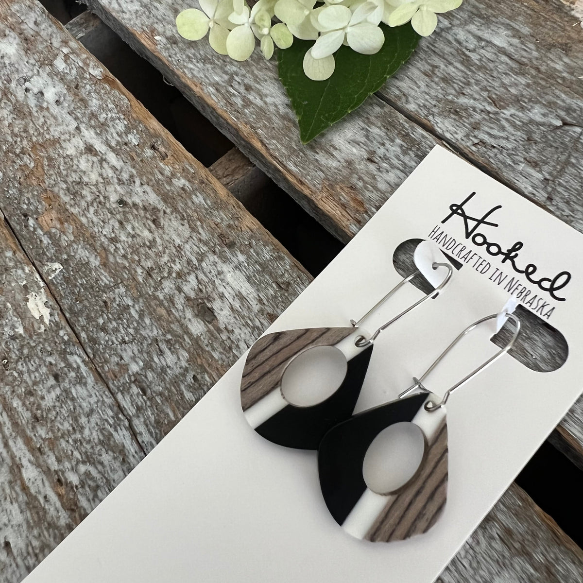 Fusion B&W Striped Wood Cutouts - Small