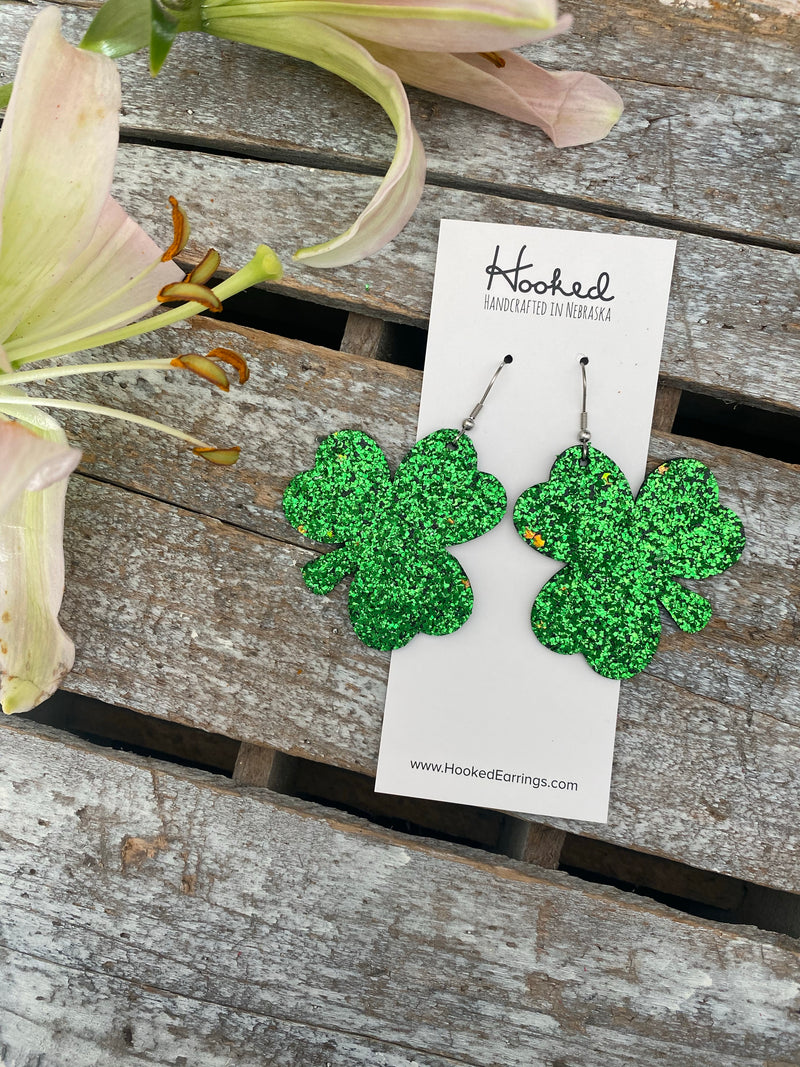 Shamrocks Rock - Glittered and Medium(ish)