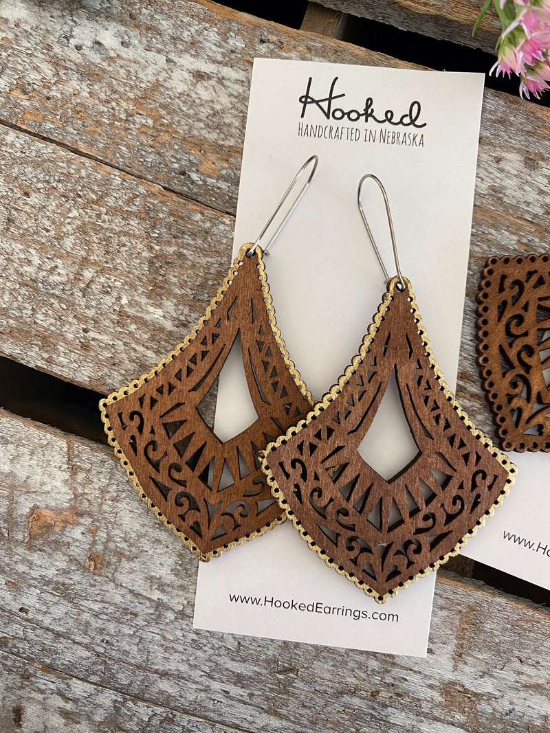 Wooden Deluxe Cutout Earrings - Large Oak