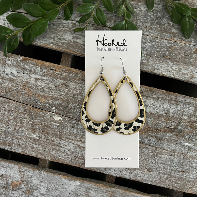 Leopard on Birch Teardrop Cutouts // Gold Edged - Medium