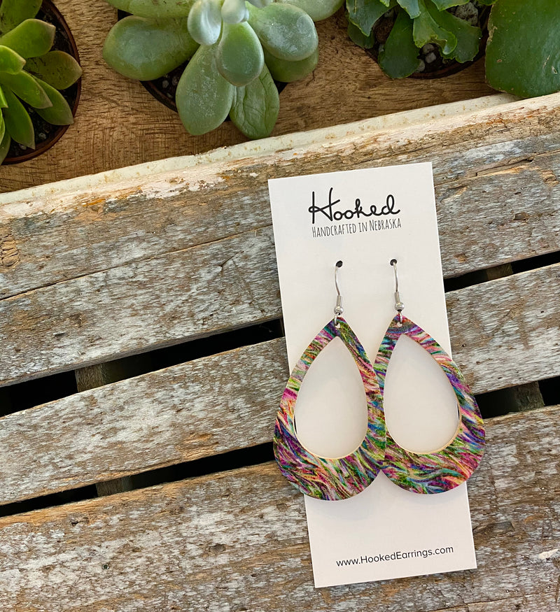 Psychedelic Teardrop Cutouts - Medium
