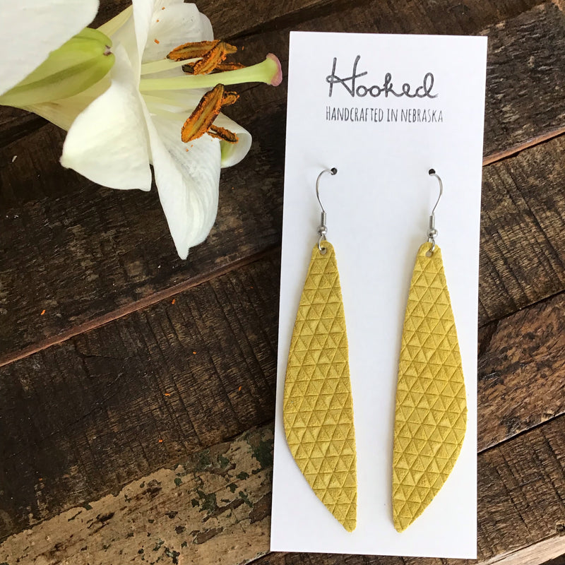 Triangle Embossed Tulips in Canary