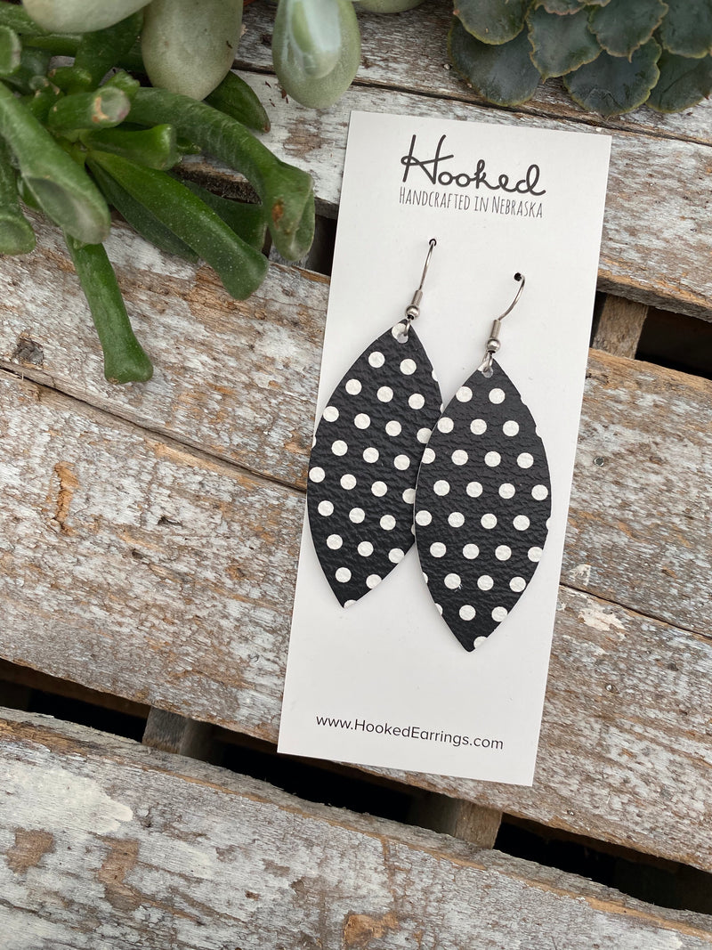 Black Dottie Petals - Medium