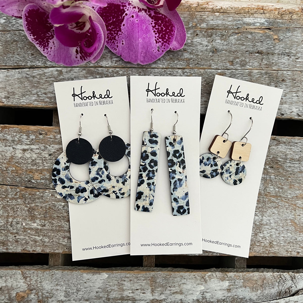 Blue Leopard Suspended Stacks - Small