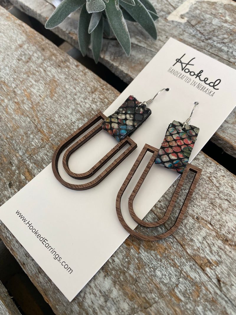 Looped Wooden Arcs - Size Medium - Hidden Rainbow