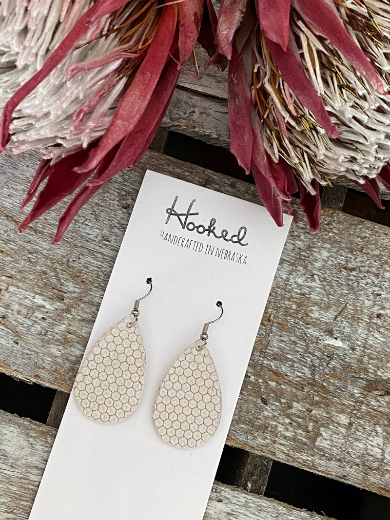 Honeycomb Teardrops in Chiffon - Small