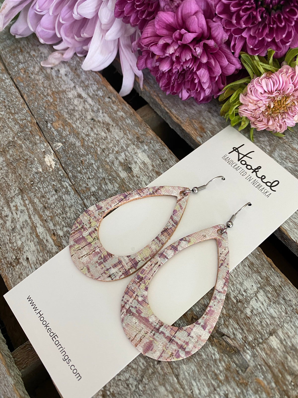 Vintage Tweed Cork Teardrop Cutouts - Medium