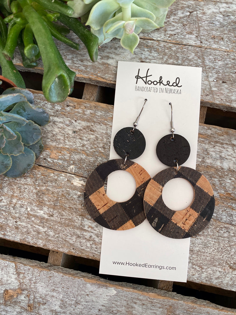 Black and Tan Buffalo Check Stacked Circle Cutouts