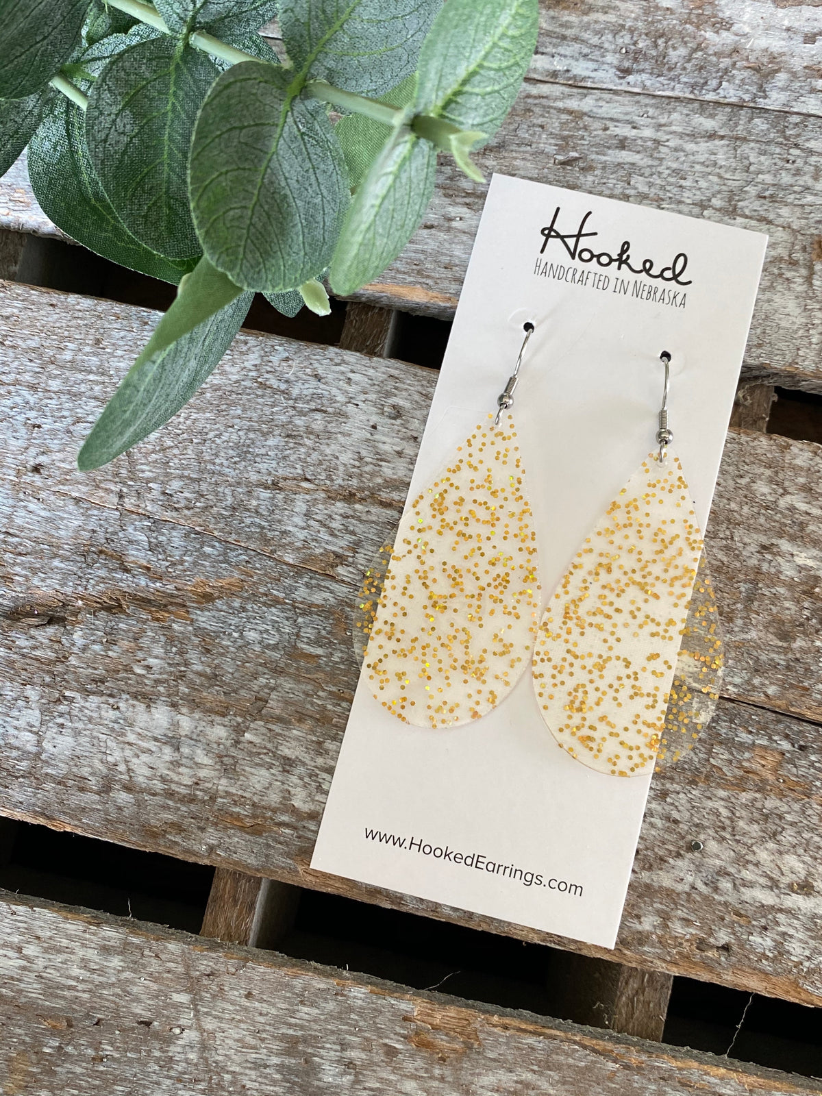 Clearly Golden Sparkle Pool Earrings