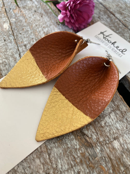 Cognac and Gold Lilies - XL