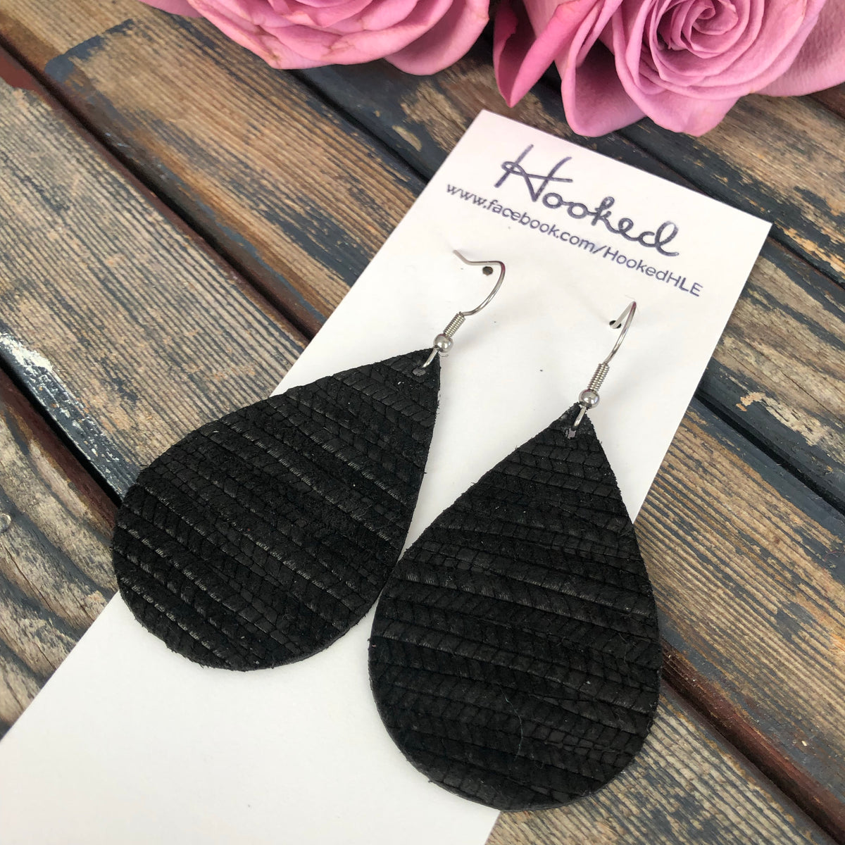 Sailor Teardrops in Jet - Medium