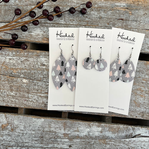 Merry Little Trees - Medium Petals