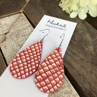 SALE Mermaid Shimmer Teardrops in Punch - Medium