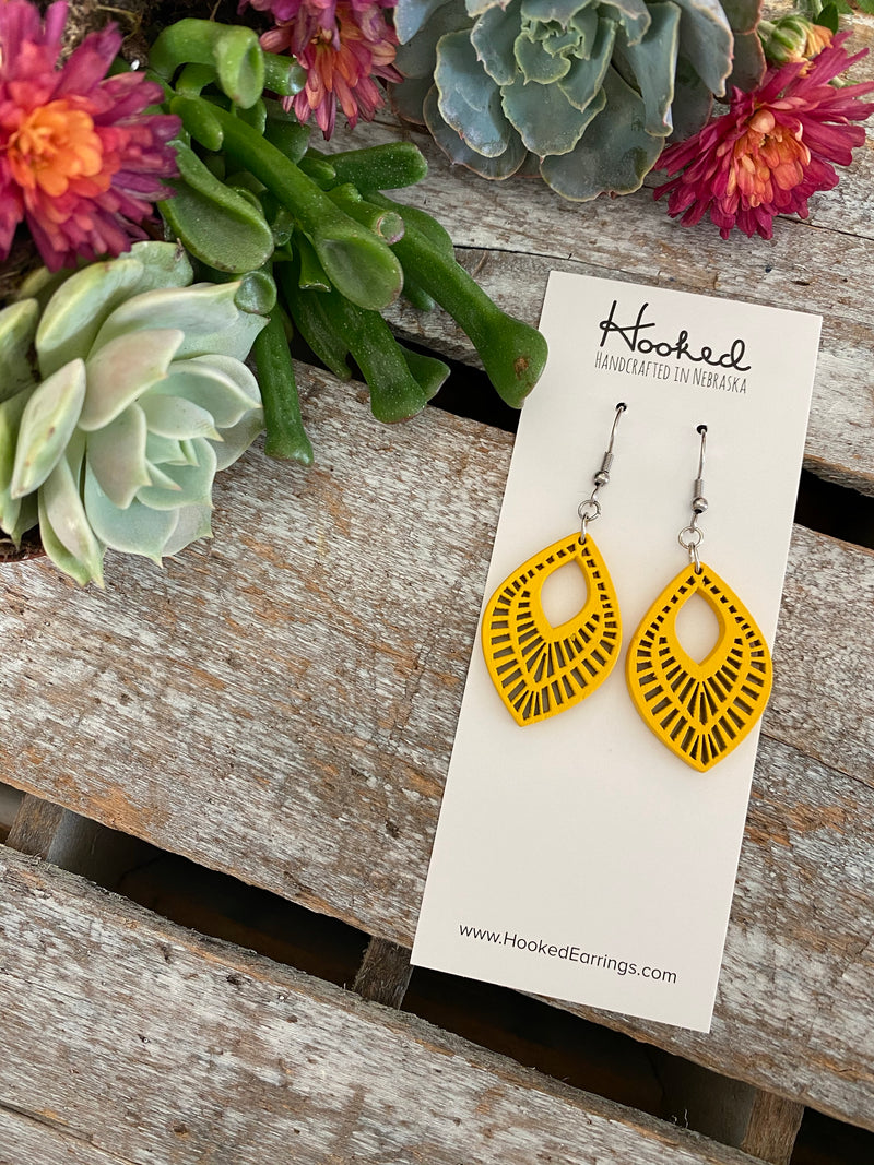 Wooden Deluxe Cutout Earrings - Small Aspen