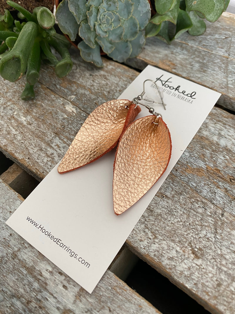 Rose Gold Lilies - Medium