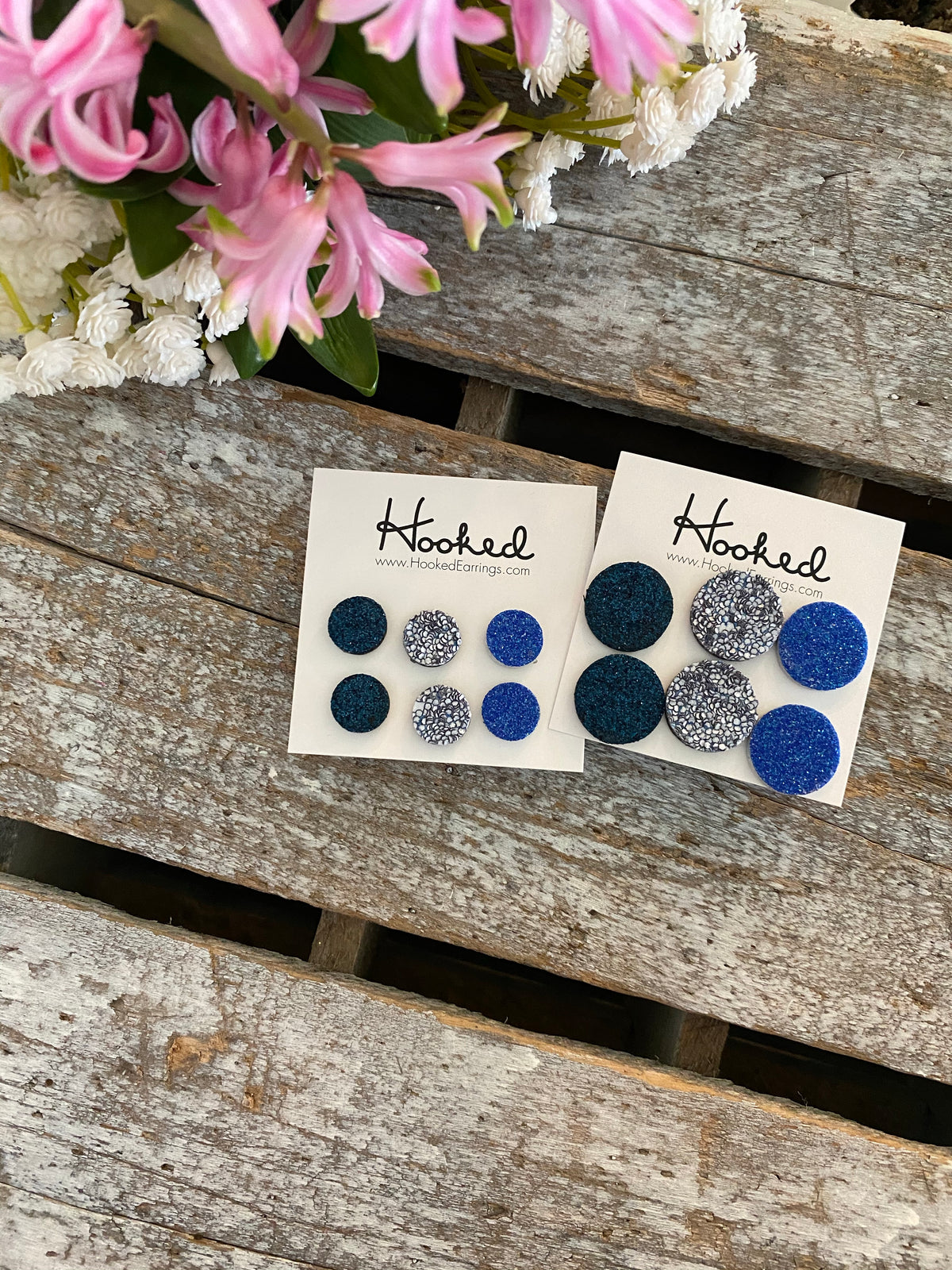 Blingy Blues - Glitter Leather Stud Collection - 10mm