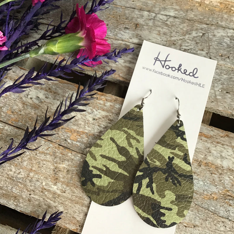 Classic Camo Teardrops - Large