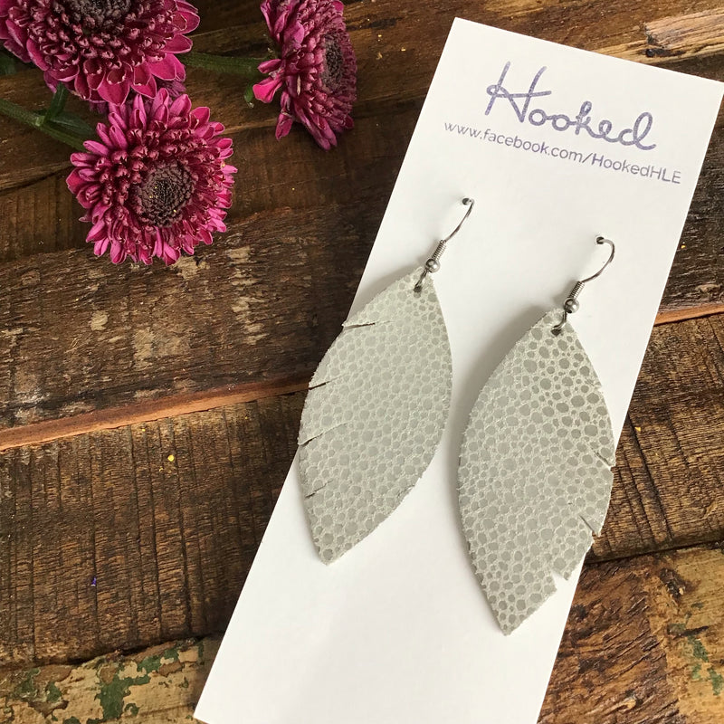Silver Speckle Petals - Medium