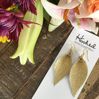 Golden Jute Lilies - Medium